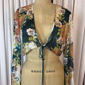 Bydee Australia Tie Front Crop Top